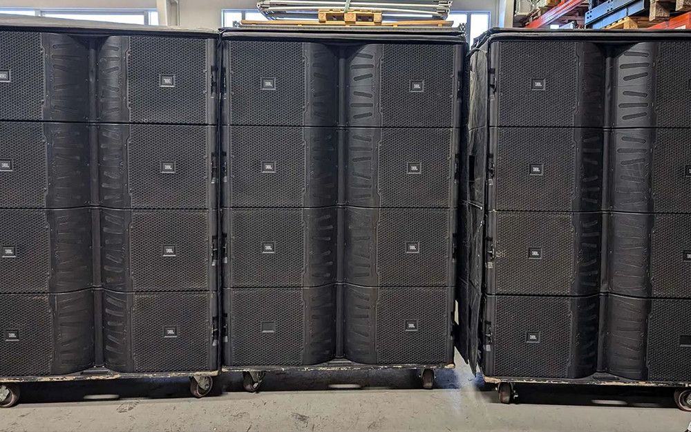 Hệ thống loa Line Array JBL VTX V25